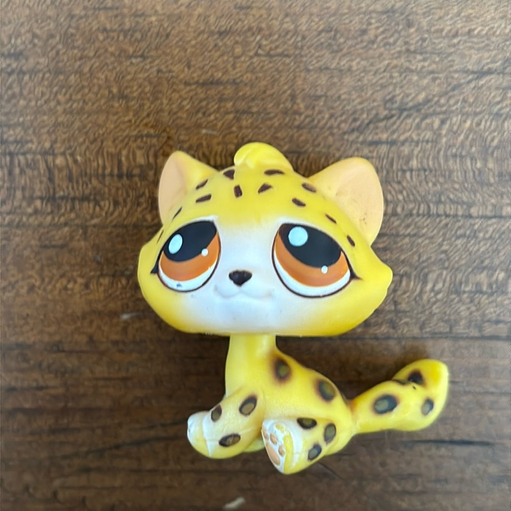 Littlest Pet Shop LPS #388 Cheetah Cat